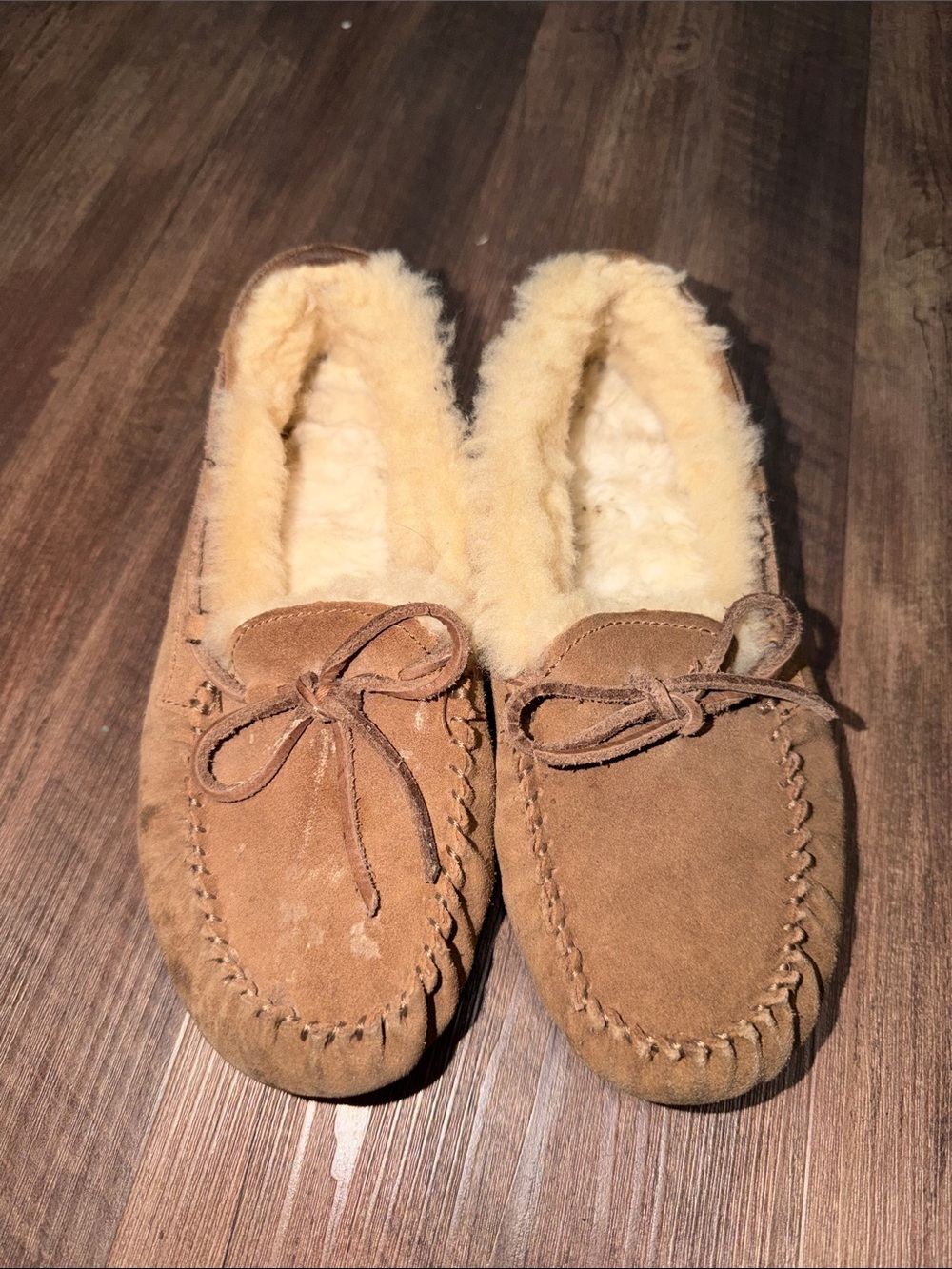 UGG Dakota Slipper size 4
